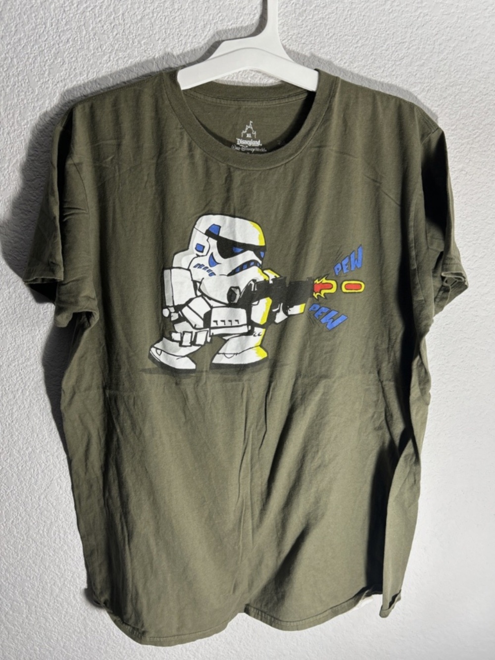 Disneyland Walt Disney World Star Wars Storm Trooper Green T-Shirt XL Pew Pew